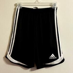 Adidas Shorts Youth Size L (13-14) Soccer Shorts Sport Active Wear For Kids